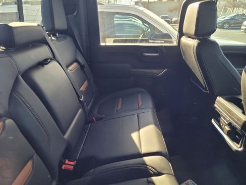 Used 2021 GMC Sierra 2500 AT4 w/ AT4 Premium Plus Package image 9