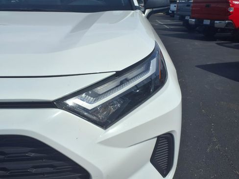 Certified 2025 Toyota RAV4 LE AWD/4WD image 30