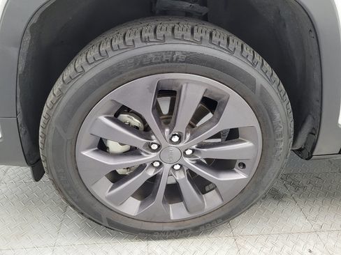 Used 2021 Jeep Cherokee Latitude Lux 80th Anniv w/ Quick Order Package 26U 80TH image 31