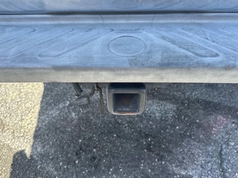 Used 2015 Nissan Frontier SV image 7