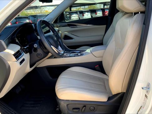 Used 2023 INFINITI QX60 Luxe w/ Vision Package image 8