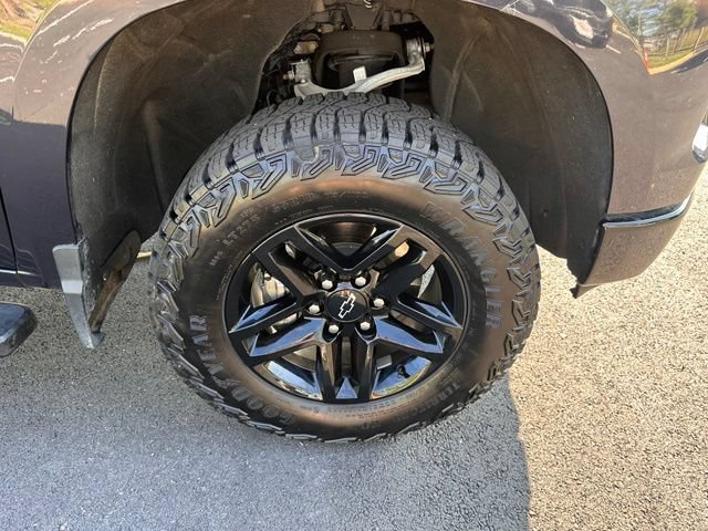 Used 2024 Chevrolet Silverado 1500 Custom Trail Boss AWD/4WD image 15