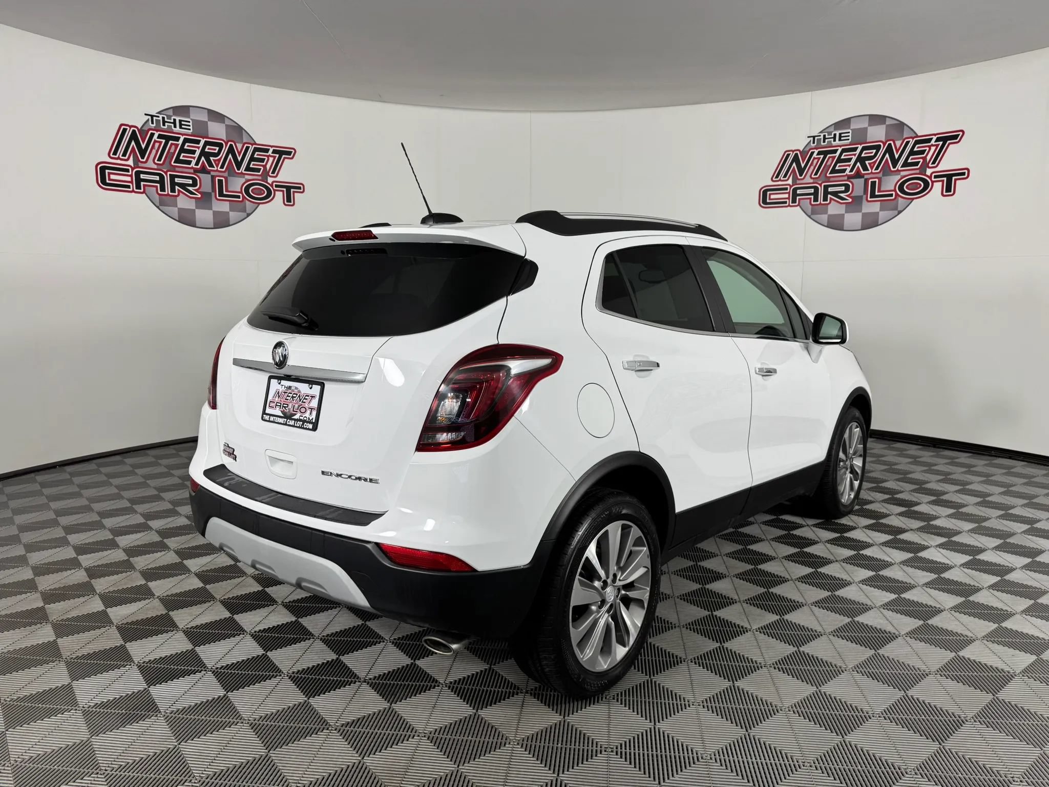 Used 2020 Buick Encore Preferred FWD image 7