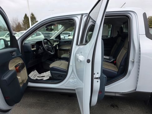 New 2026 Ford Maverick Lariat w/ 4K Tow Package image 9