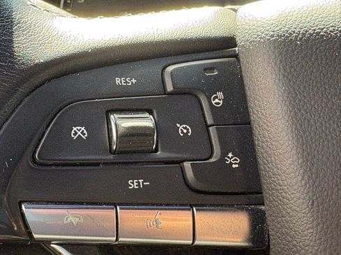 Used 2020 Cadillac XT6 Premium Luxury FWD image 14