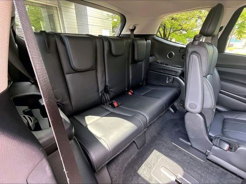 Used 2025 Subaru Ascent Limited AWD/4WD image 31