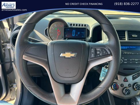 Used 2013 Chevrolet Sonic LS FWD image 7