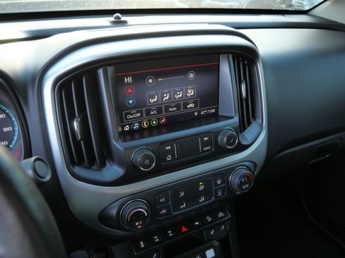 Used 2021 Chevrolet Colorado ZR2 w/ ZR2 Dusk Special Edition image 22