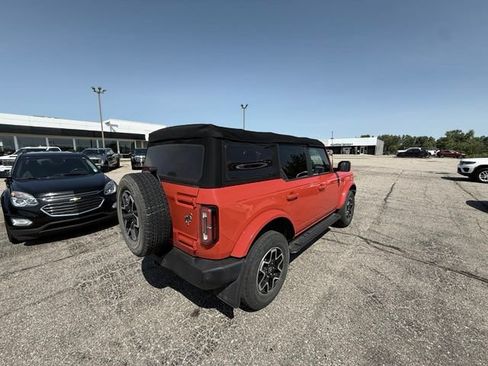 Used 2023 Ford Bronco Outer Banks AWD/4WD image 4
