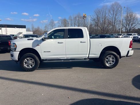 Used 2024 RAM 2500 Laramie AWD/4WD image 2
