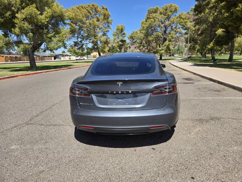 Used 2013 Tesla Model S image 6