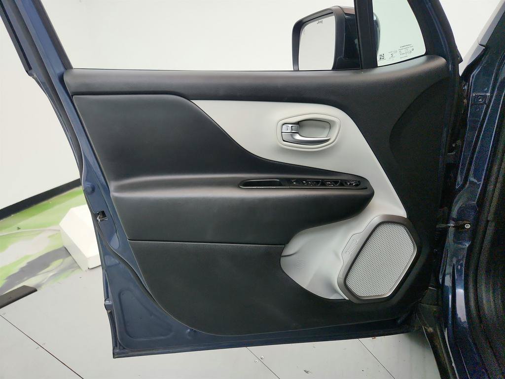 Used 2022 Jeep Renegade Limited AWD/4WD image 22