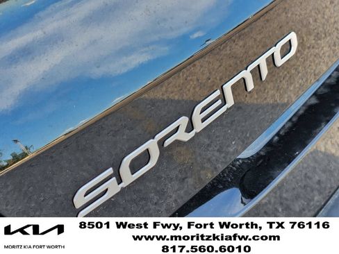 Used 2025 Kia Sorento S AWD/4WD image 8