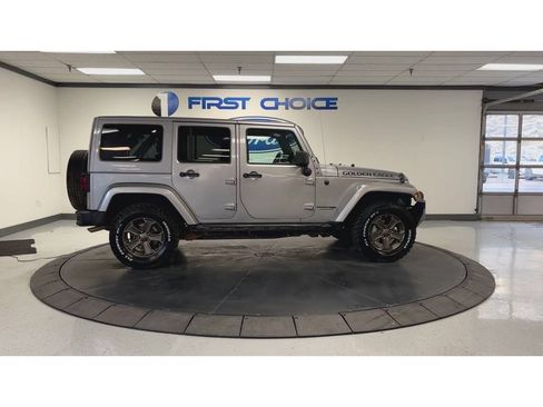 Used 2018 Jeep Wrangler Unlimited Sport AWD/4WD image 9