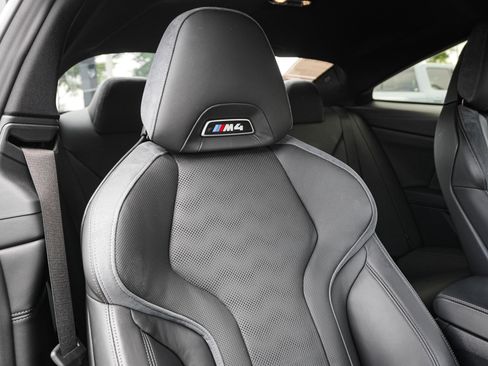 Used 2023 BMW M4 Coupe w/ Executive Package RWD image 33