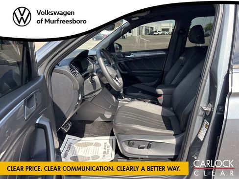 Certified 2023 Volkswagen Tiguan SE R-Line FWD image 15