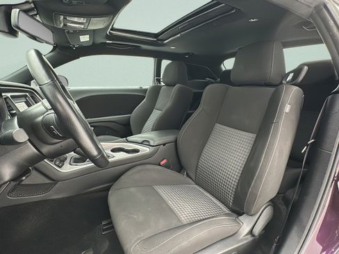 Used 2022 Dodge Challenger R/T w/ Blacktop Package RWD image 11