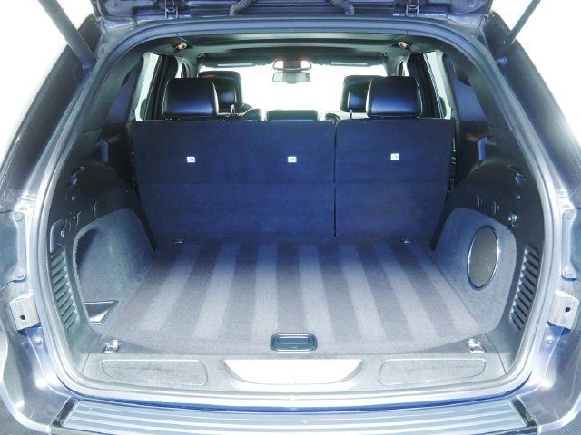 Used 2015 Jeep Grand Cherokee Altitude AWD/4WD image 10