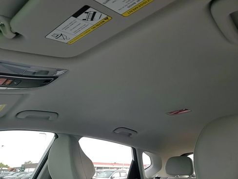 New 2026 Hyundai Kona SE image 22