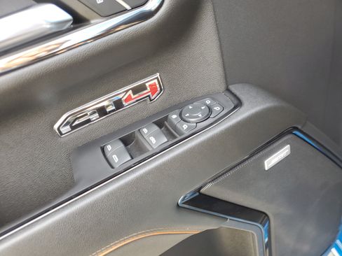 Used 2024 GMC Sierra 1500 AT4 w/ AT4 Preferred Package AWD/4WD image 21