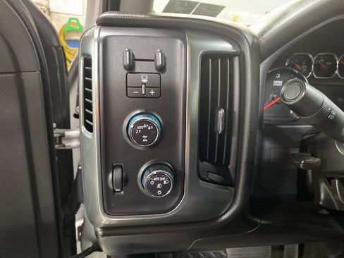 Certified 2017 Chevrolet Silverado 1500 LT w/ All Star Edition image 19