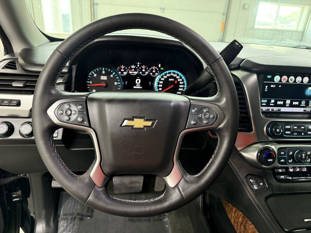 Used 2017 Chevrolet Suburban Premier AWD/4WD image 19