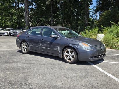 Used 2008 Nissan Altima 3.5 SE w/ Emergency Aid Pkg