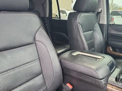 Used 2018 GMC Yukon Denali w/ Open Road Package AWD/4WD image 22