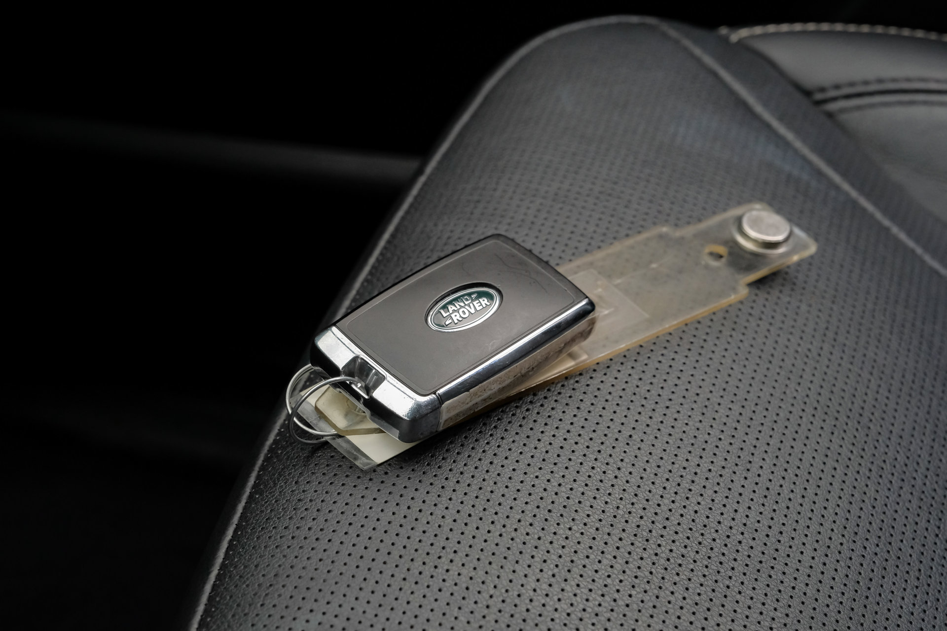 Used 2023 Land Rover Discovery S R-Dynamic AWD/4WD image 64