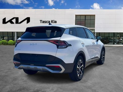 Used 2023 Kia Sportage EX image 4