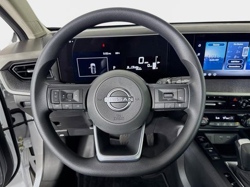 New 2026 Nissan Kicks SV image 12