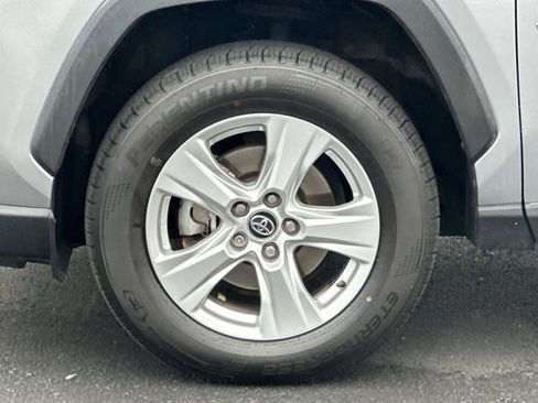 Certified 2020 Toyota RAV4 XLE image 29