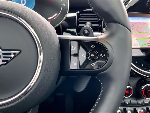 Used 2024 MINI Cooper S image 24