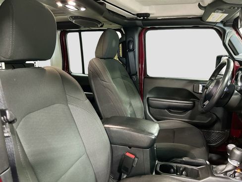 Used 2021 Jeep Wrangler Unlimited Sport image 26