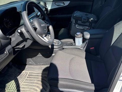 Used 2024 Kia Forte LXS FWD image 7