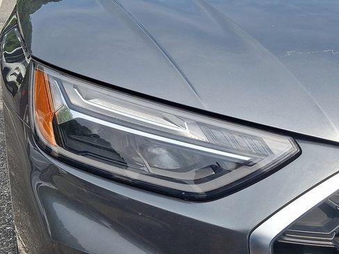 Used 2023 Audi Q5 2.0T Premium w/ Convenience Package AWD/4WD image 3