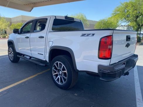 Used 2019 Chevrolet Colorado LT RWD image 2