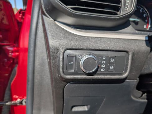 Used 2022 Ford Explorer XLT RWD image 65