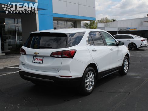 Used 2024 Chevrolet Equinox LT AWD/4WD image 4