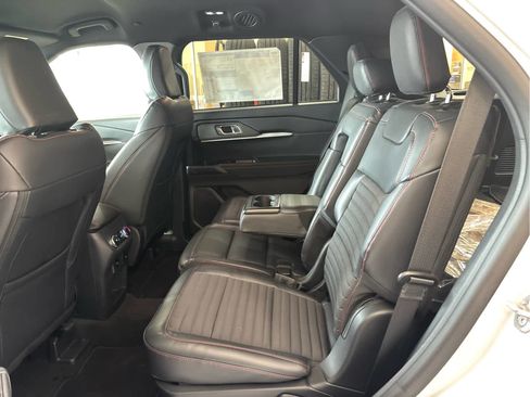 New 2026 Ford Explorer ST-Line w/ ST-Line Street Pack AWD/4WD image 22