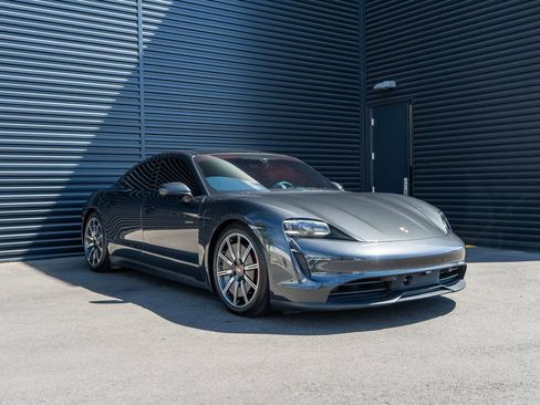 Used 2021 Porsche Taycan 4S AWD/4WD image 7