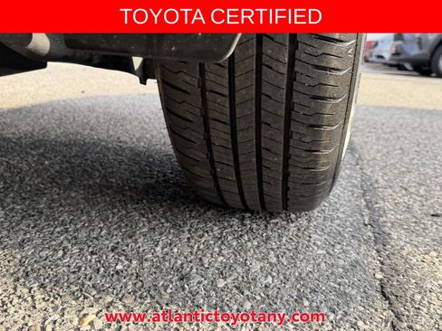 Certified 2025 Toyota RAV4 XLE AWD/4WD image 32