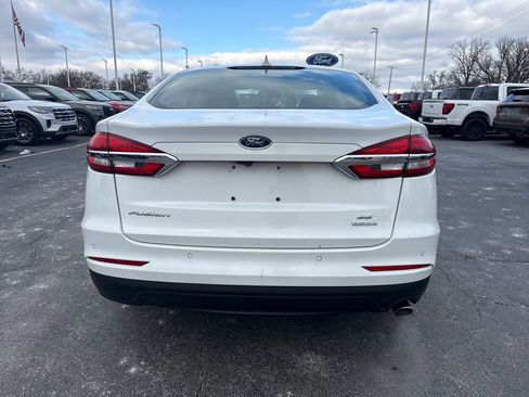 Used 2020 Ford Fusion SE image 8