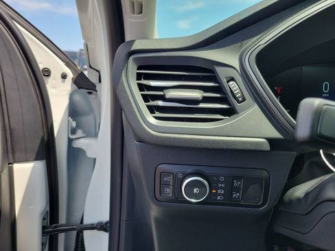 New 2026 Ford Escape SE FWD image 22