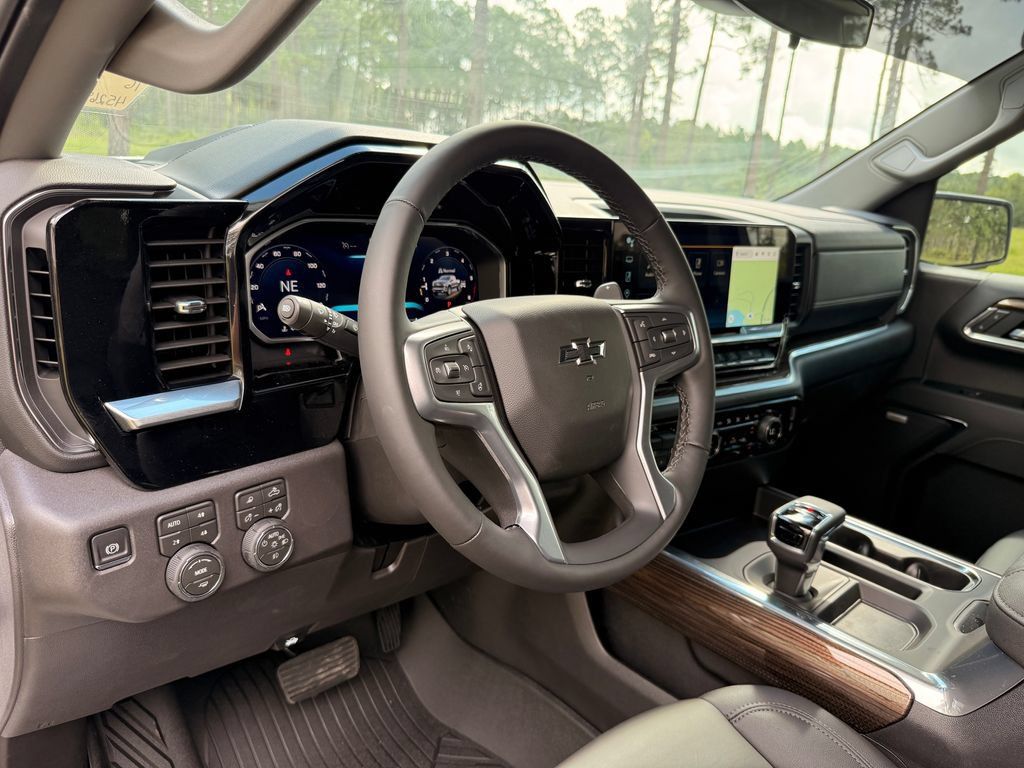New 2026 Chevrolet Silverado 1500 RST AWD/4WD image 17