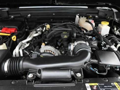 Used 2022 Jeep Gladiator Rubicon w/ Dual Top Group AWD/4WD image 26
