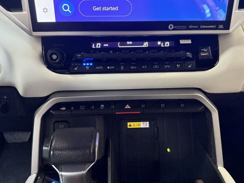 Used 2023 Toyota Sequoia Capstone image 19