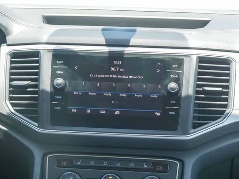 Used 2019 Volkswagen Atlas SE FWD image 12
