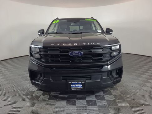 Used 2025 Ford Expedition Active image 8