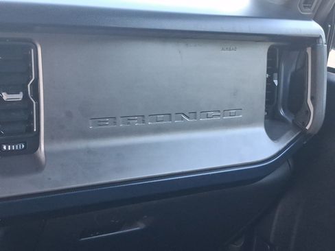 Used 2022 Ford Bronco Outer Banks AWD/4WD image 16
